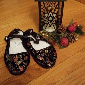 Urban Outfitters Oriental Babydoll Shoes